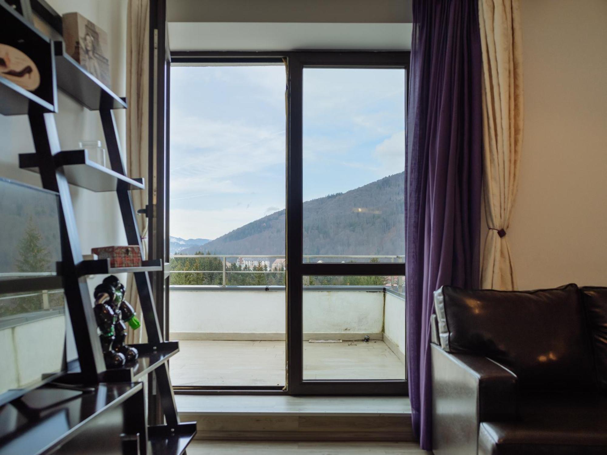 Apartmán Panoramic Loft Colina Marei Sinaia Exteriér fotografie